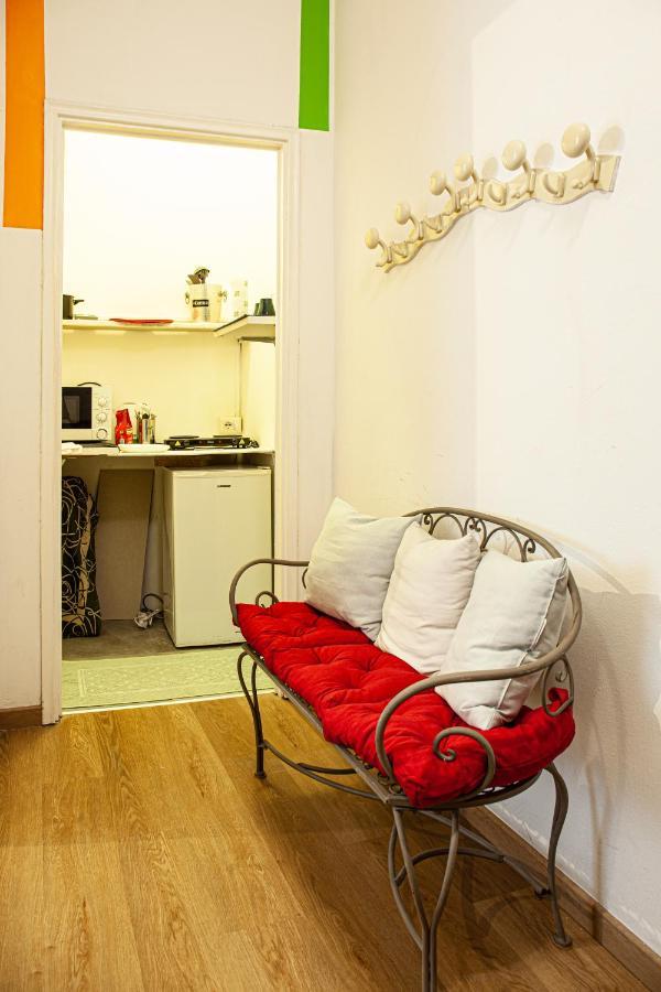 A Due Passi Dal Duomo Apartment มิลาน ภายนอก รูปภาพ