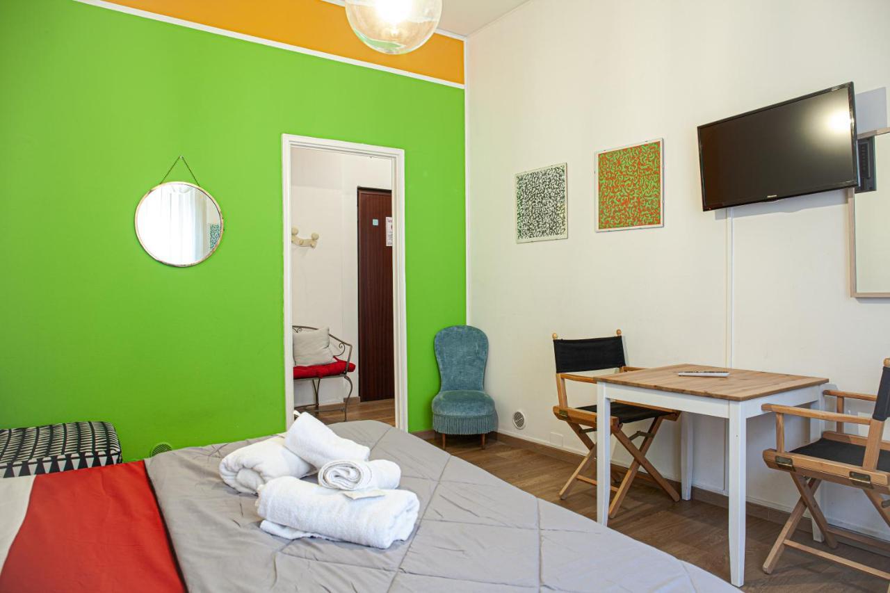 A Due Passi Dal Duomo Apartment มิลาน ภายนอก รูปภาพ